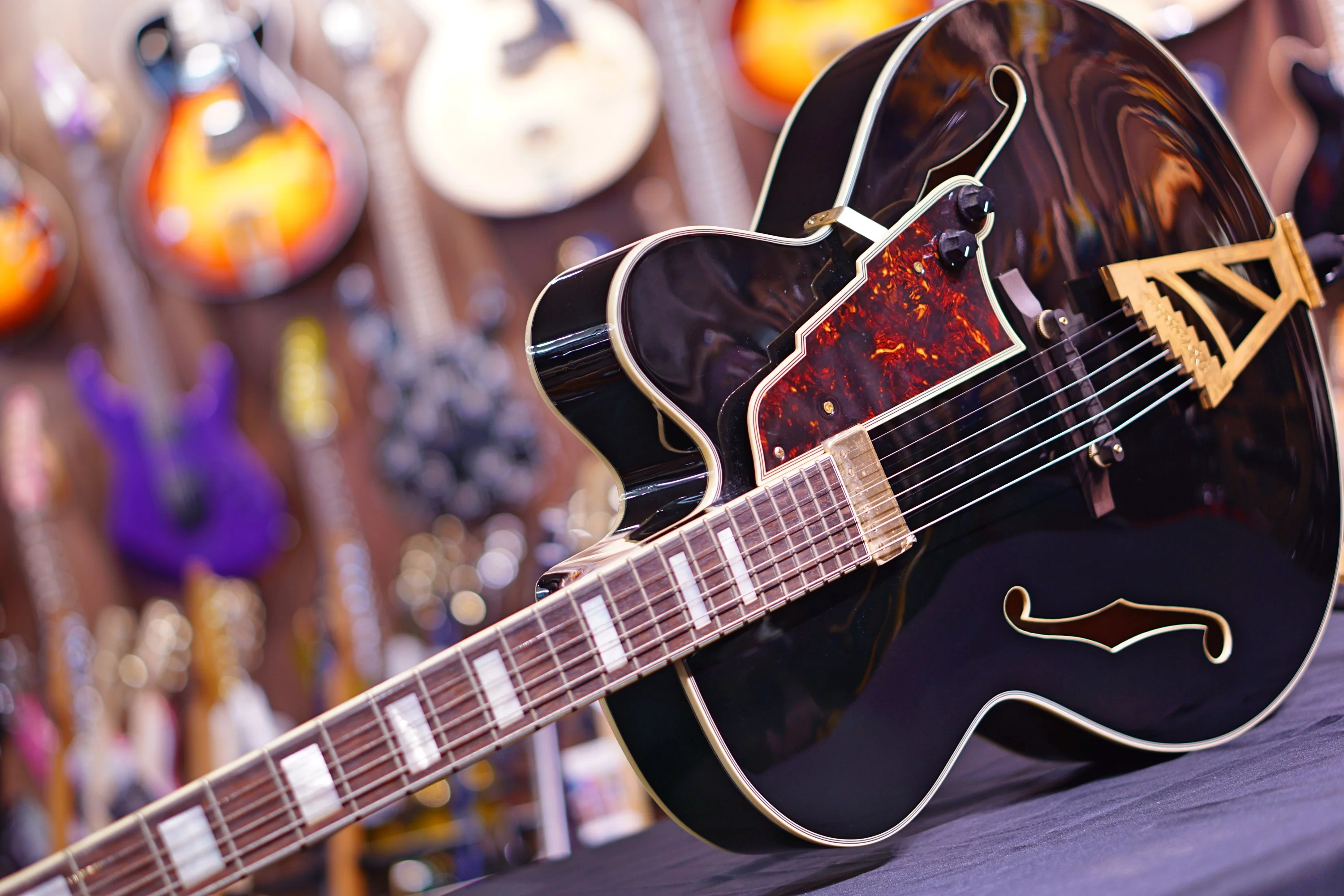 Dangelico ARCHTOP-floating BLACK DAEXL1BLK  US14080349 - Image 5