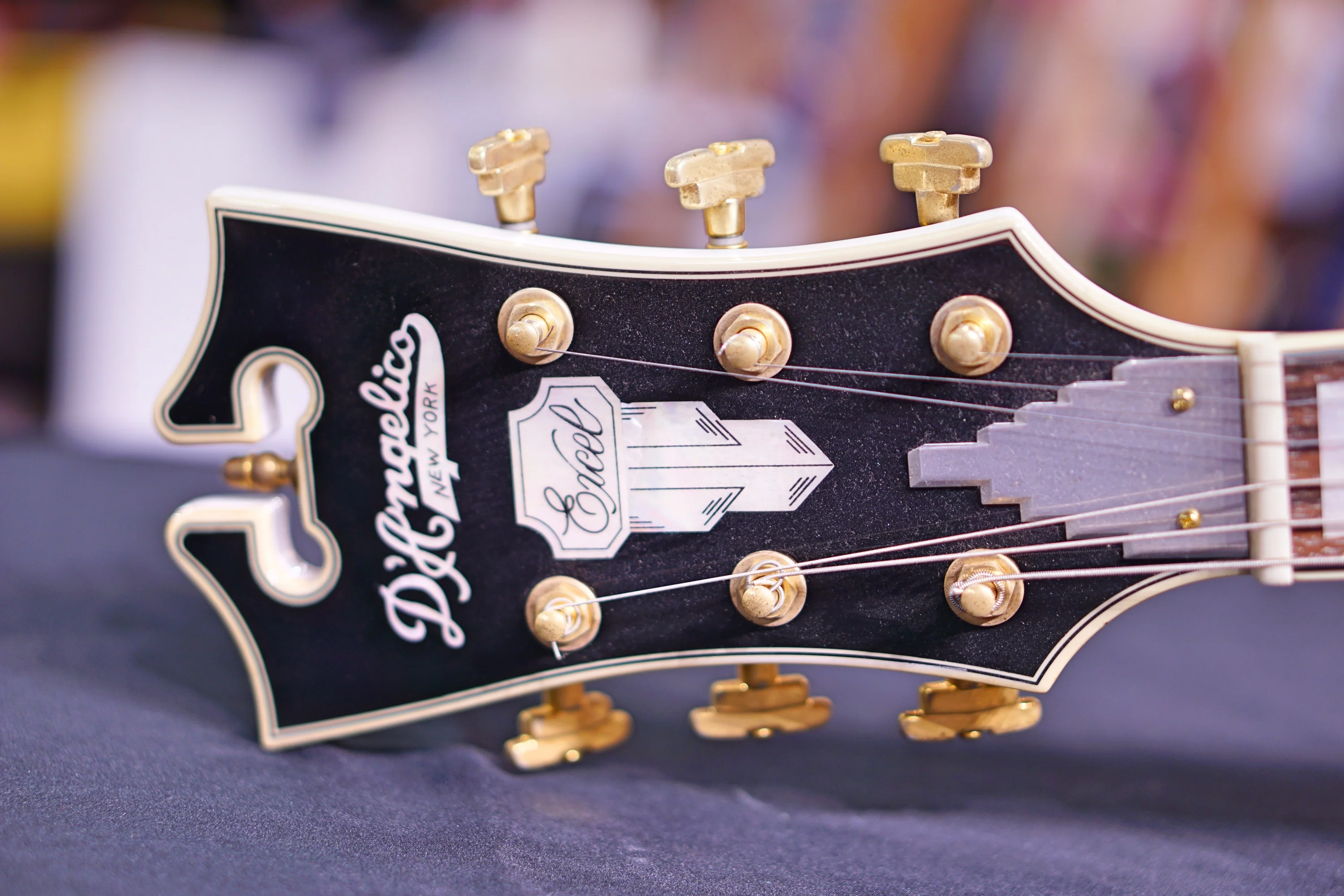 Dangelico ARCHTOP-floating WHITE DAEXL1WH  US14050125 - Image 5