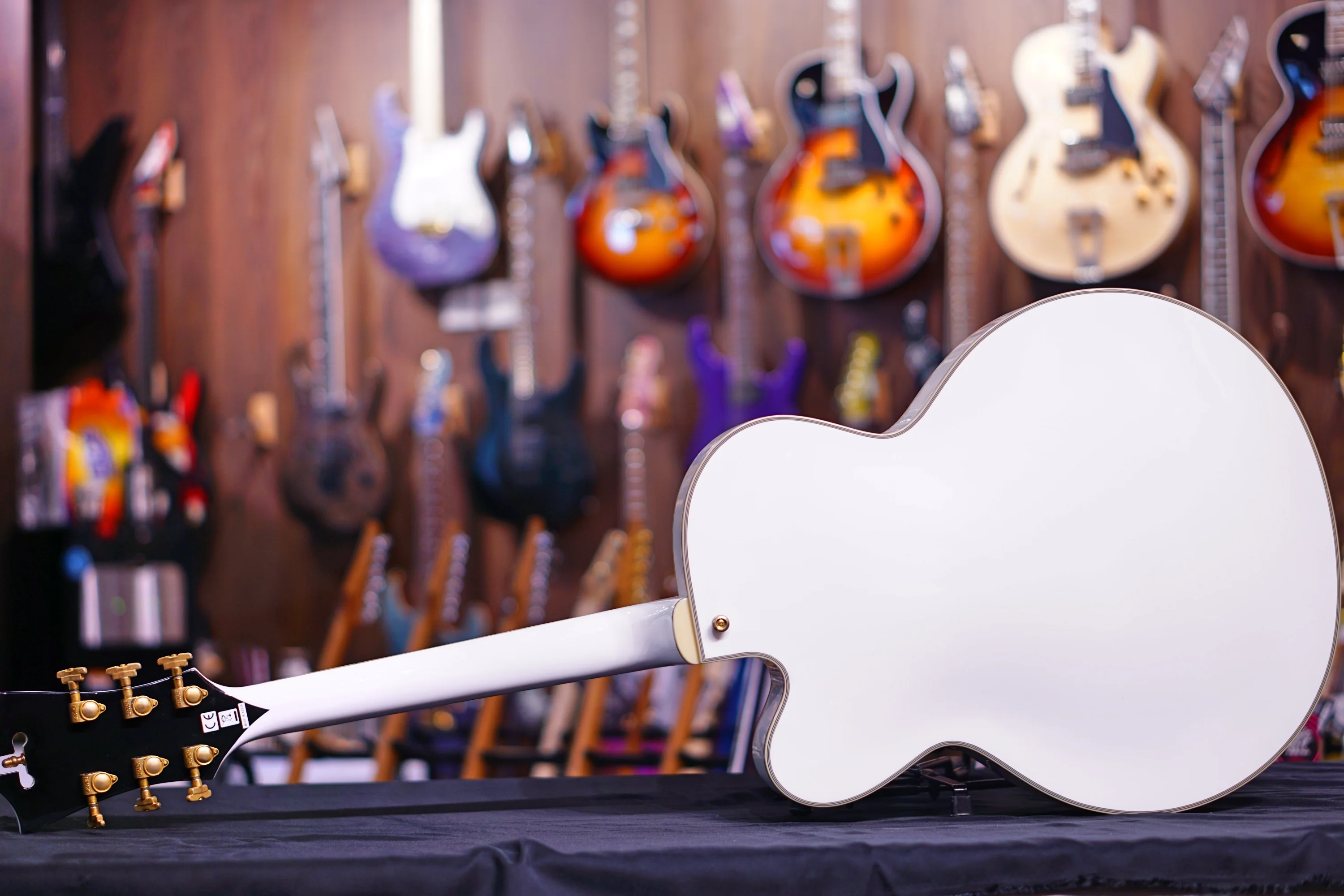 Dangelico ARCHTOP-floating WHITE DAEXL1WH  US14050125 - Image 7