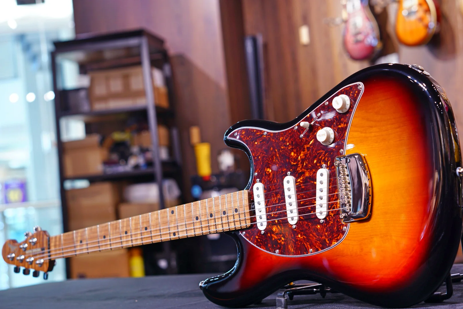 Ernie Ball Music Man Cutlass RS - Vintage Sunburst G97731 - Image 3