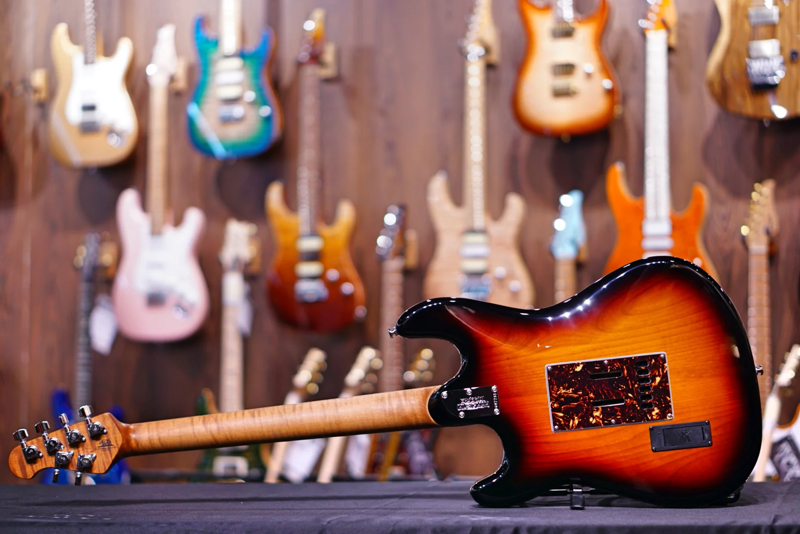 Ernie Ball Music Man Cutlass RS - Vintage Sunburst G97731 - Image 9