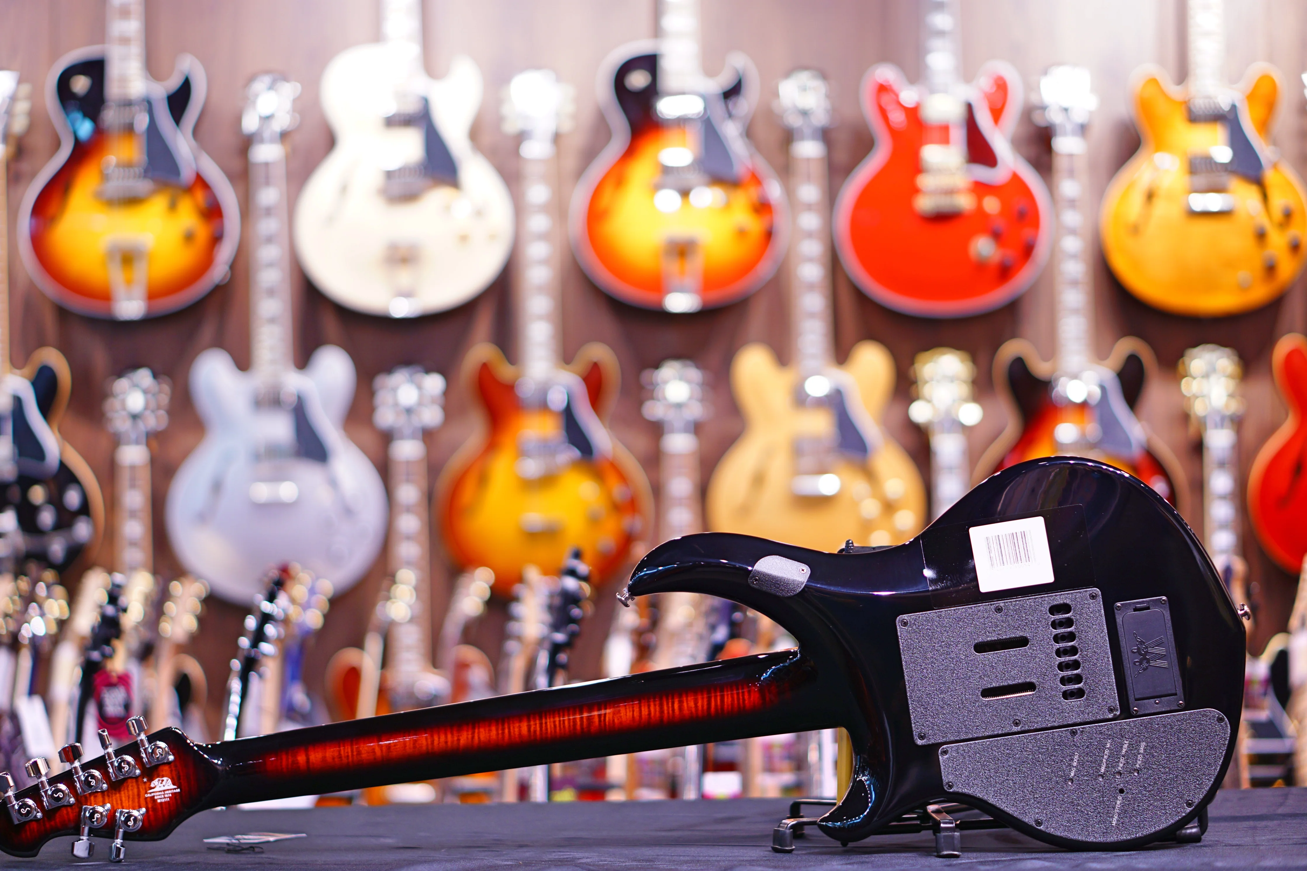 Ernie Ball Music Man John Petrucci Majesty 7-string - Tiger Eye M12111 - Image 11