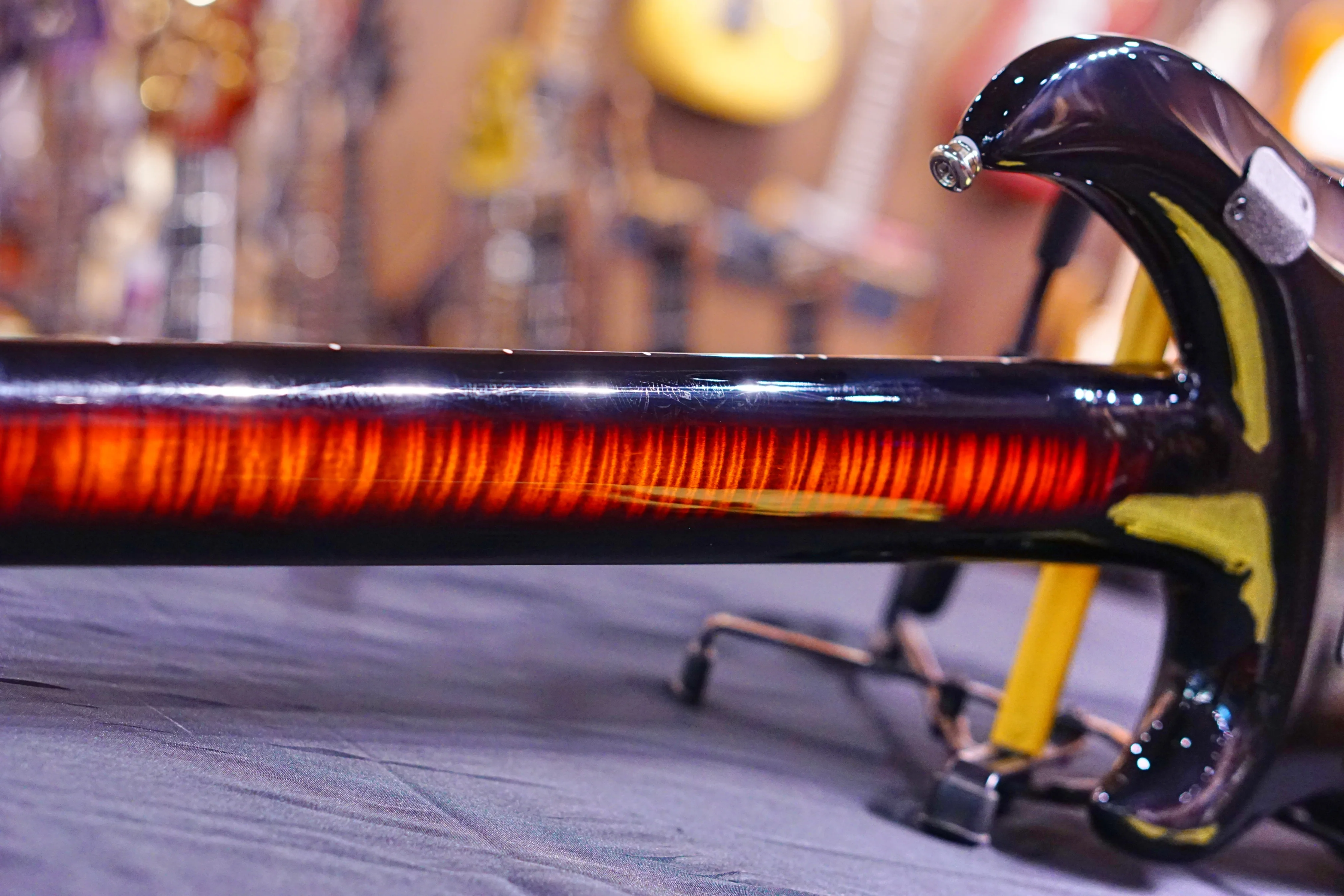 Ernie Ball Music Man John Petrucci Majesty 7-string - Tiger Eye M12111 - Image 9