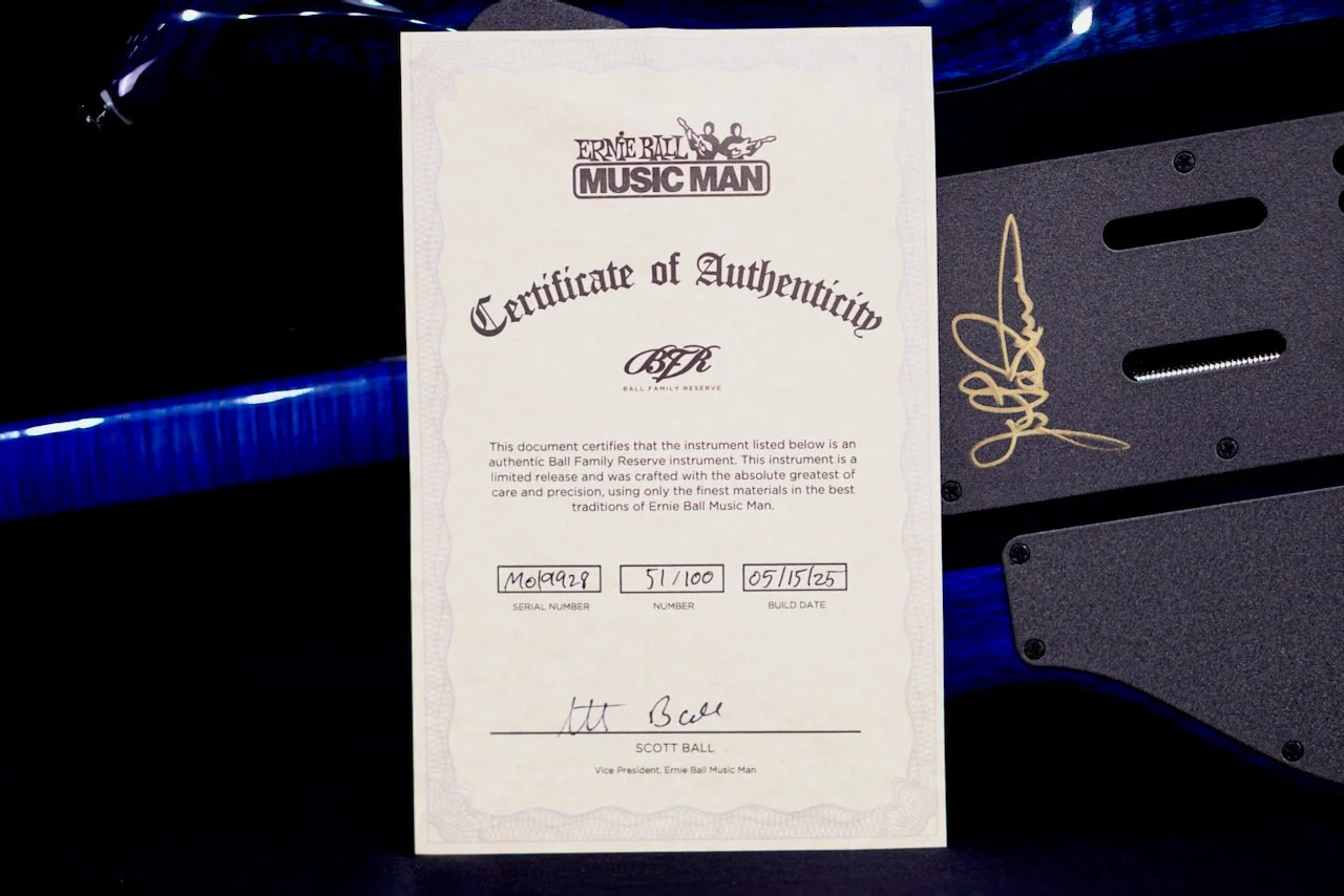 Ernie Ball Music Man Majesty Blue Ink BFR M019928 - Image 8