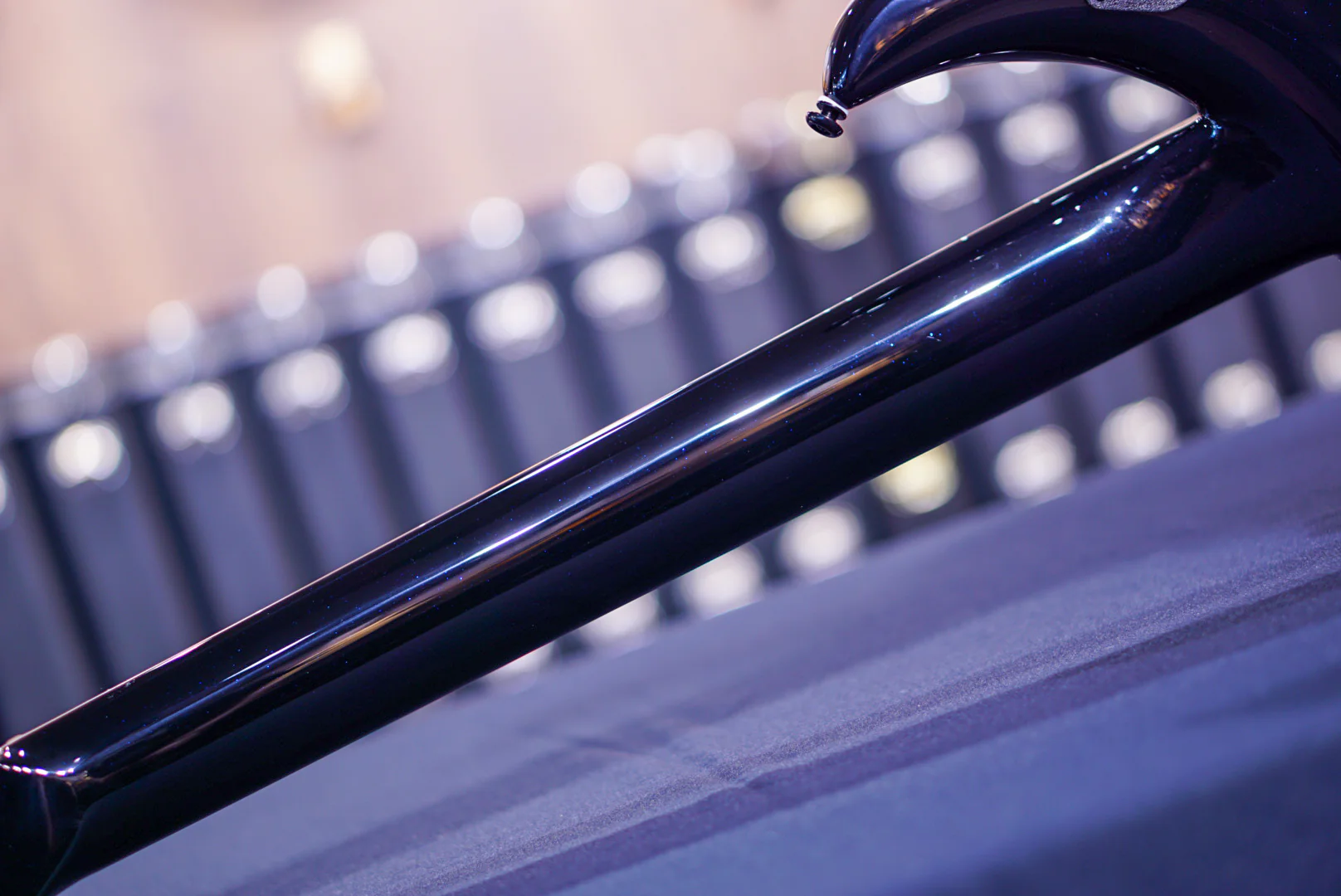 Ernieball Musicman Majesty 7 okelani blue M017077 - Image 8