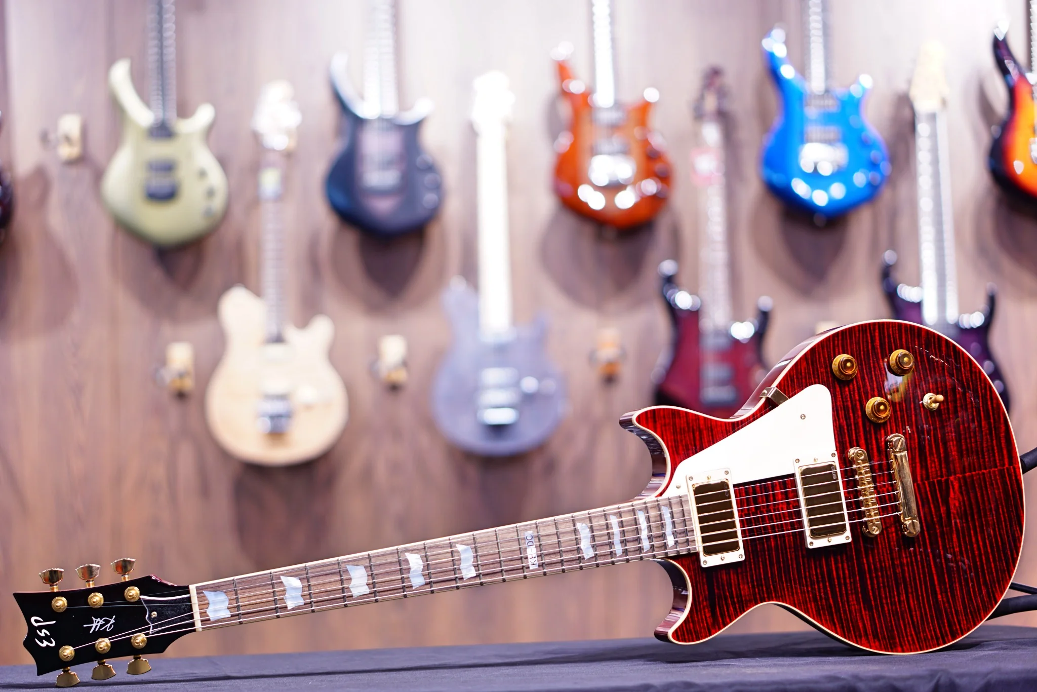 ESP Kirk Hammett DC see thru black Cherry E9530212 - Image 8