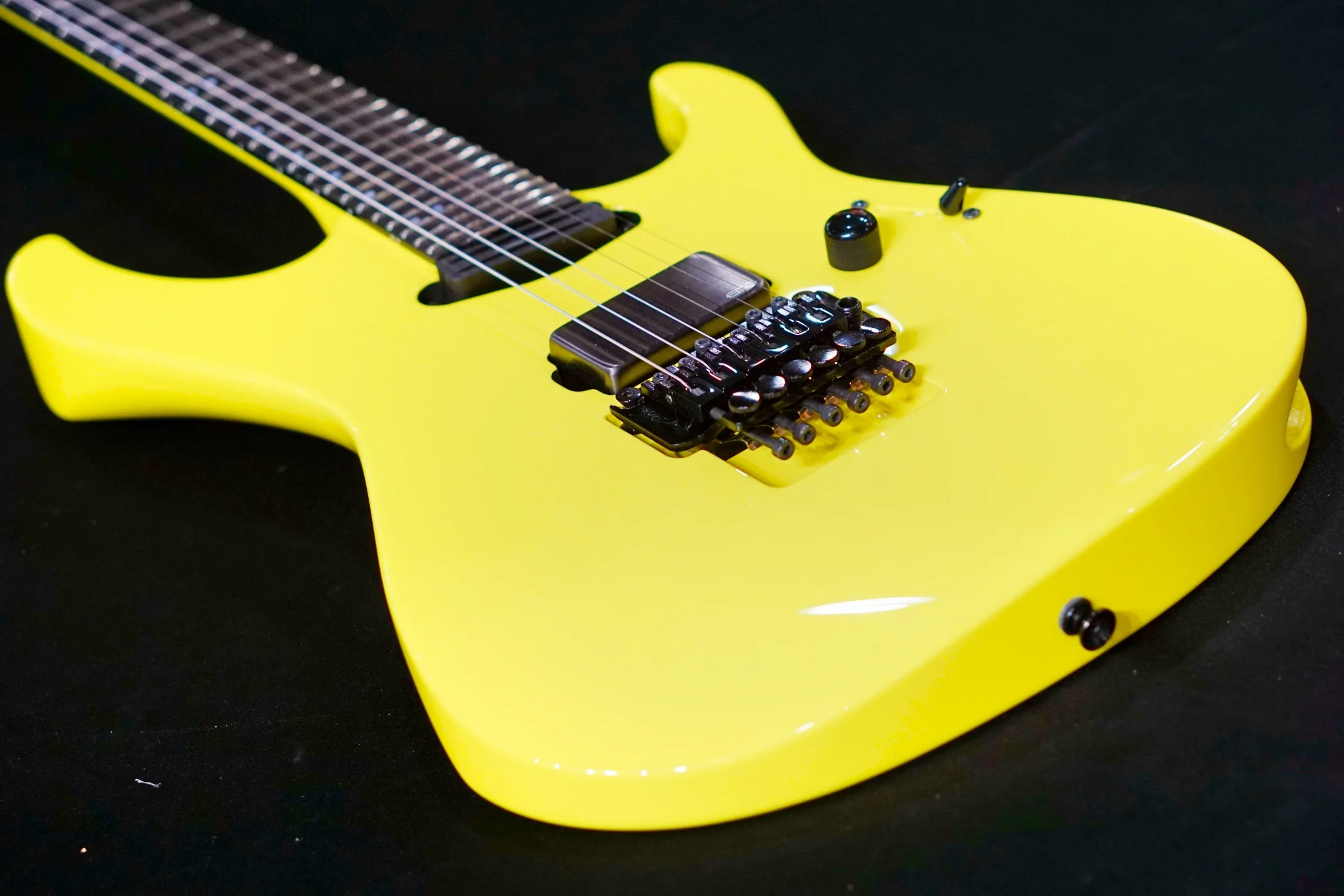 ESP original Maverick Neon Yellow E8601202 - Image 3