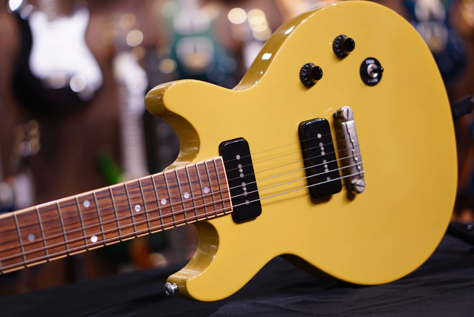 Gibson Les Paul Special Double Cut 2015 Trans. Yellow LPSD15YTSN1 - Image 4