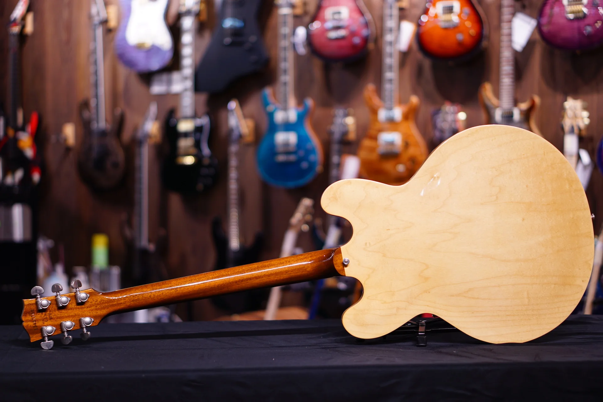 Gibson ES335 Traditional 2018 - Dark Vintage Natural - Image 8