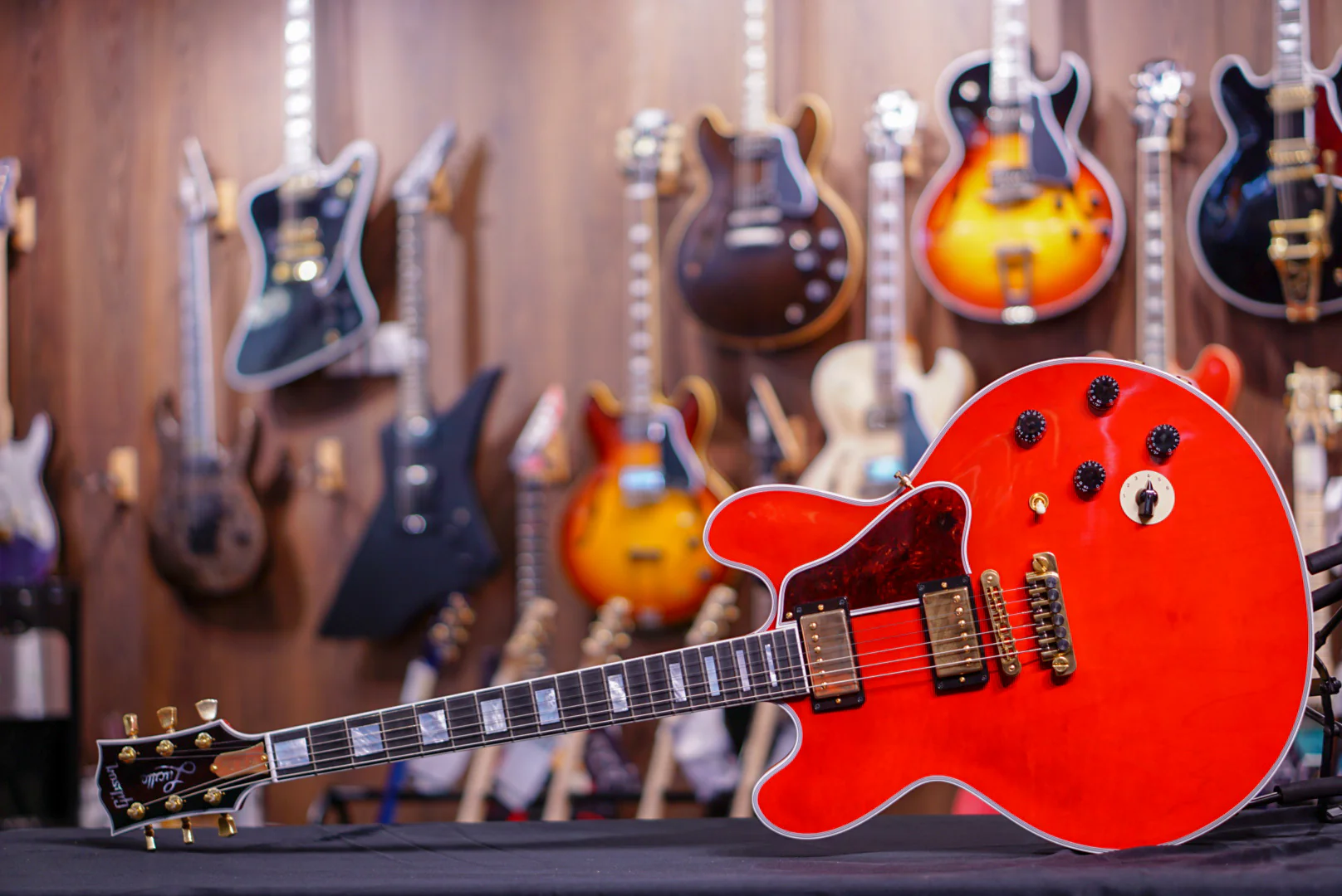 Gibson BB King Lucille - Cherry ARLCCHGH1 - Image 3
