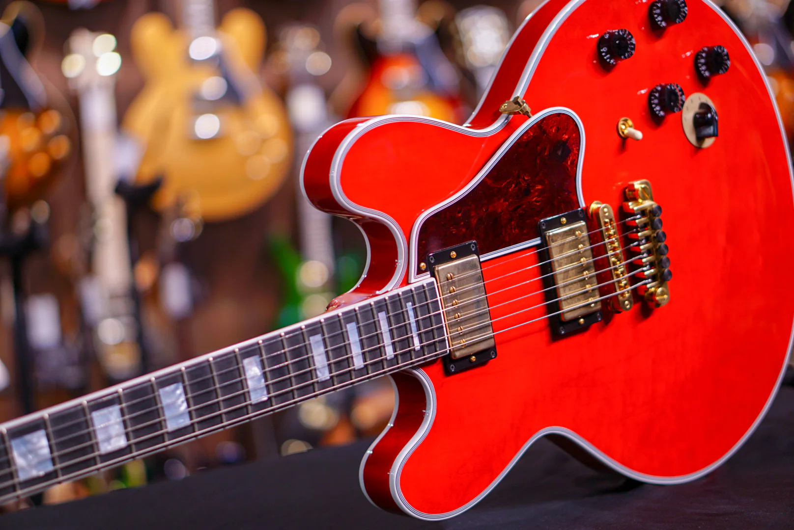 Gibson BB King Lucille - Cherry ARLCCHGH1 - Image 6