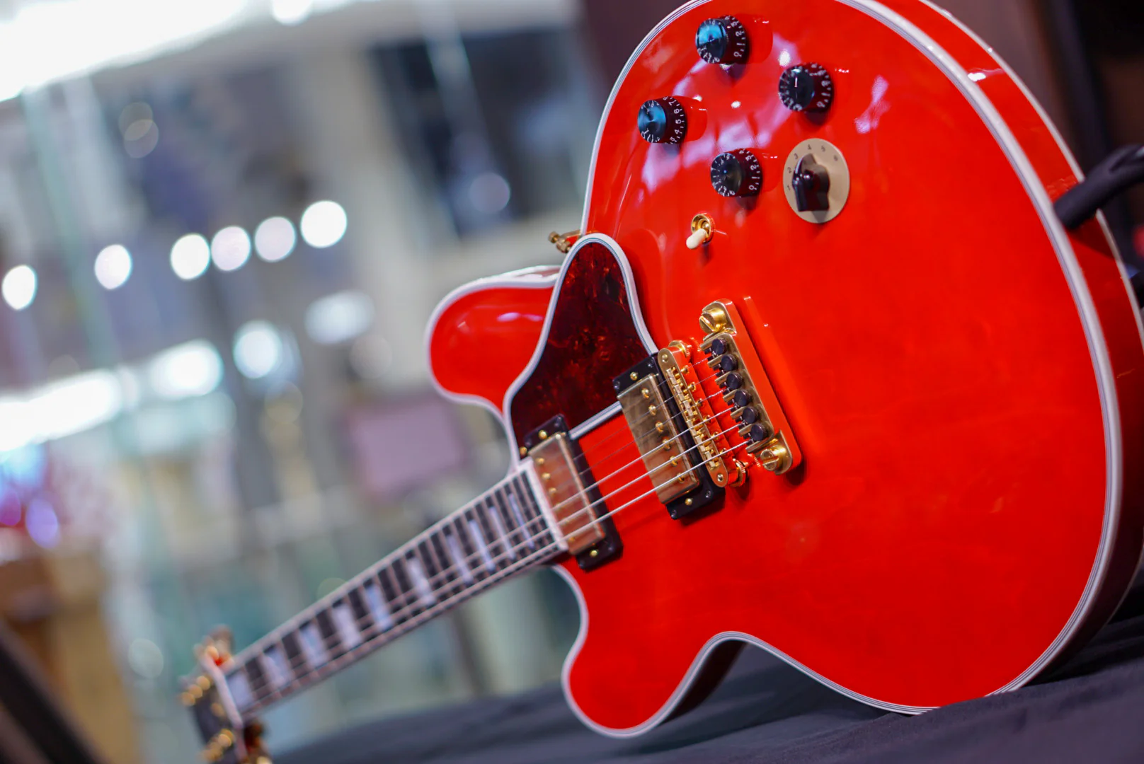 Gibson BB King Lucille - Cherry ARLCCHGH1 - Image 7
