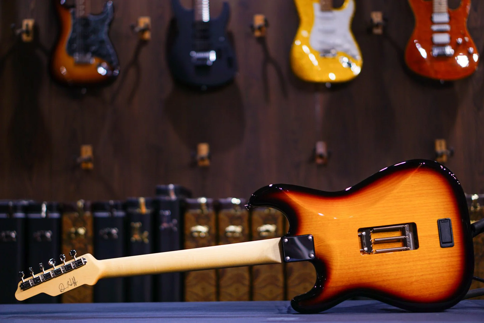 James Tyler Dann Huff Original Classic 3 tone sunburst floyd 24508 - Image 12