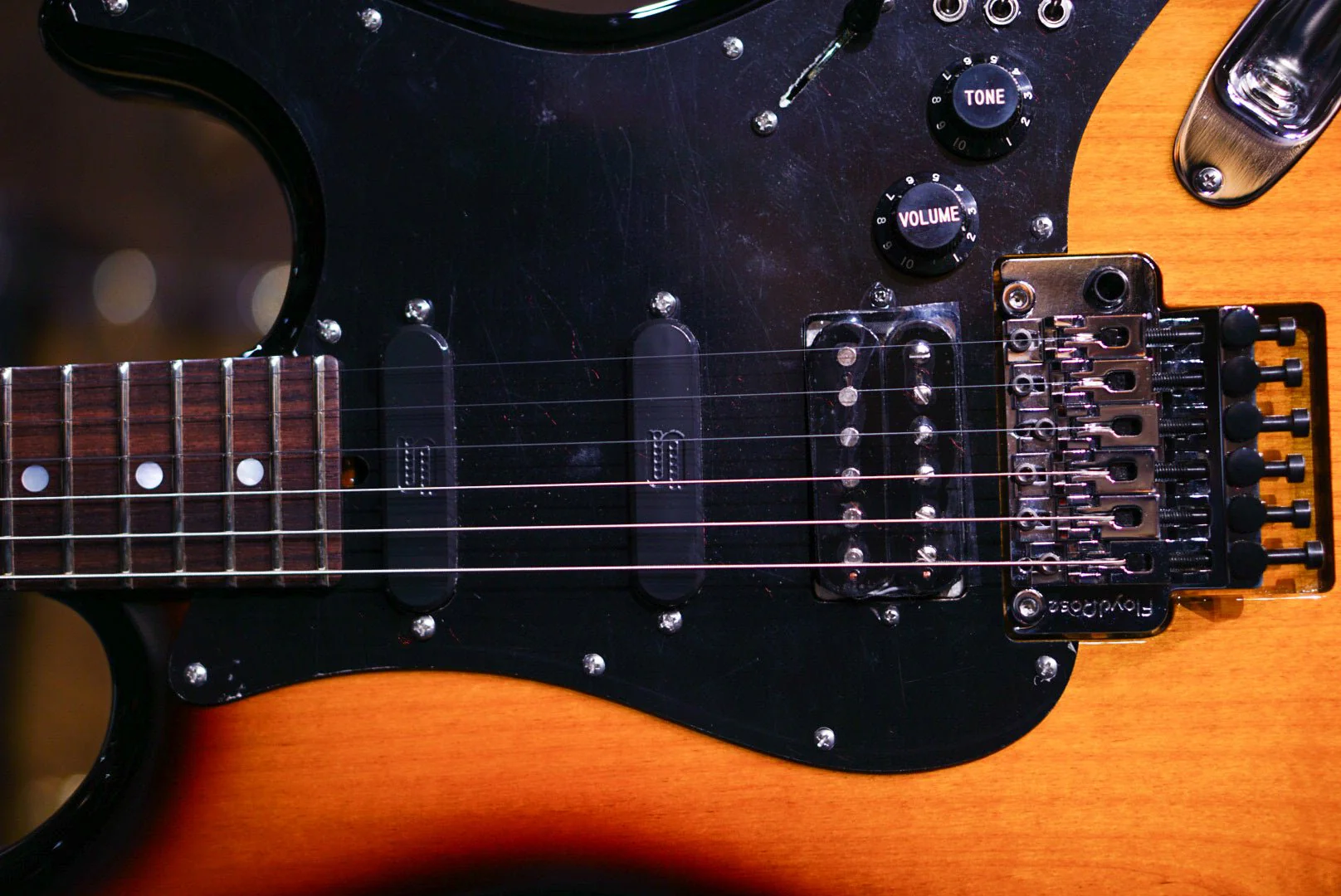 James Tyler Dann Huff Original Classic 3 tone sunburst floyd 24508 - Image 3