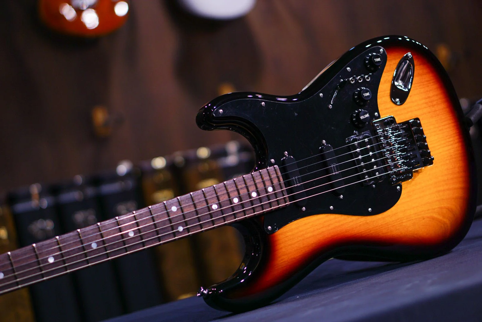 James Tyler Dann Huff Original Classic 3 tone sunburst floyd 24508 - Image 5