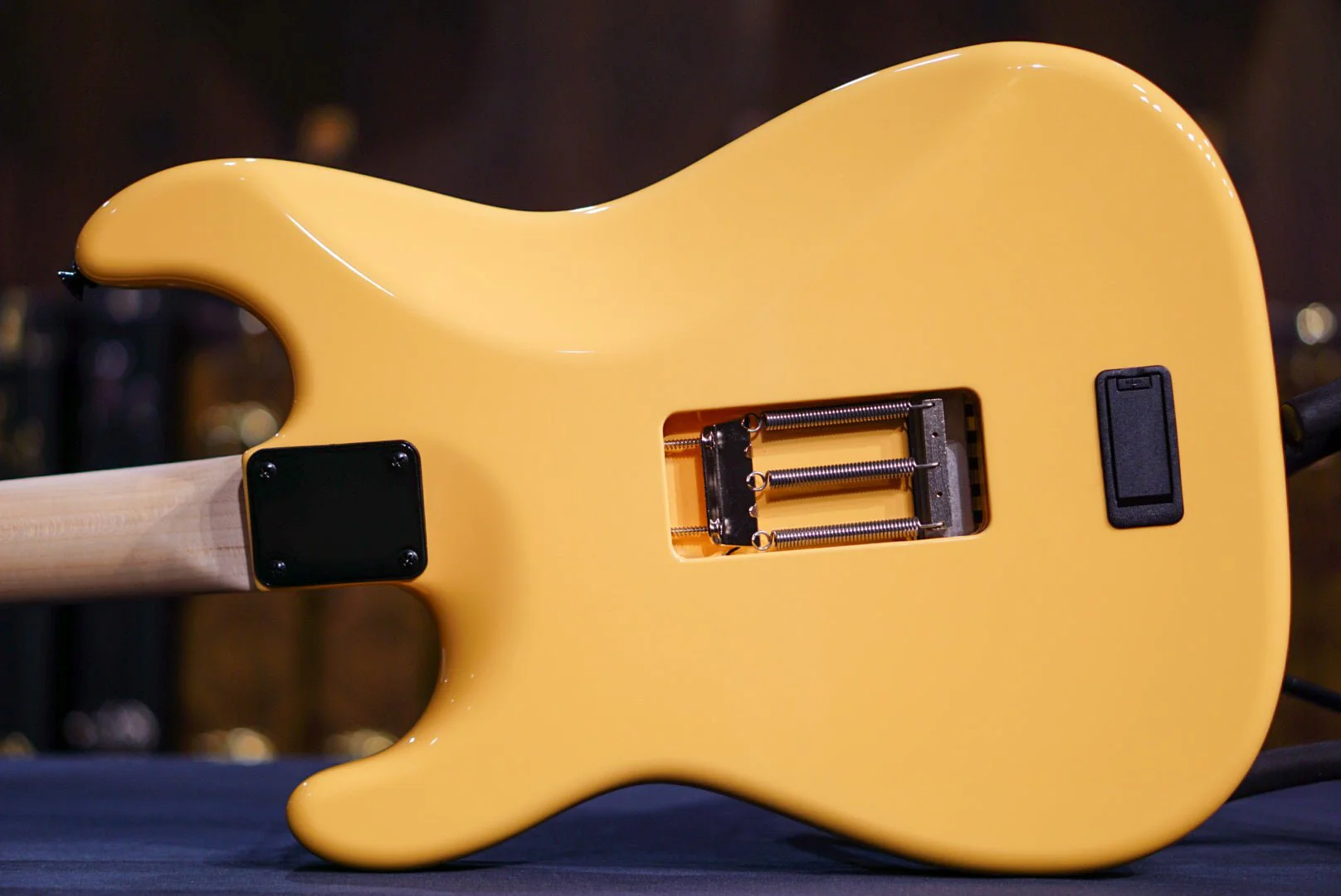 James Tyler Dann Huff Yellow Classic – Yellow 24511 - Image 11