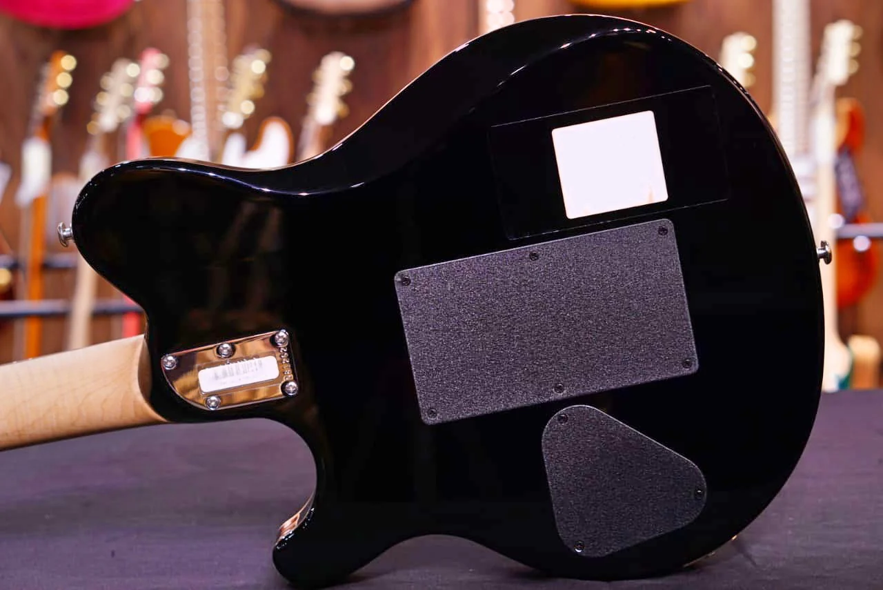 Ernie Ball Music Man Axis natural flame - Image 3