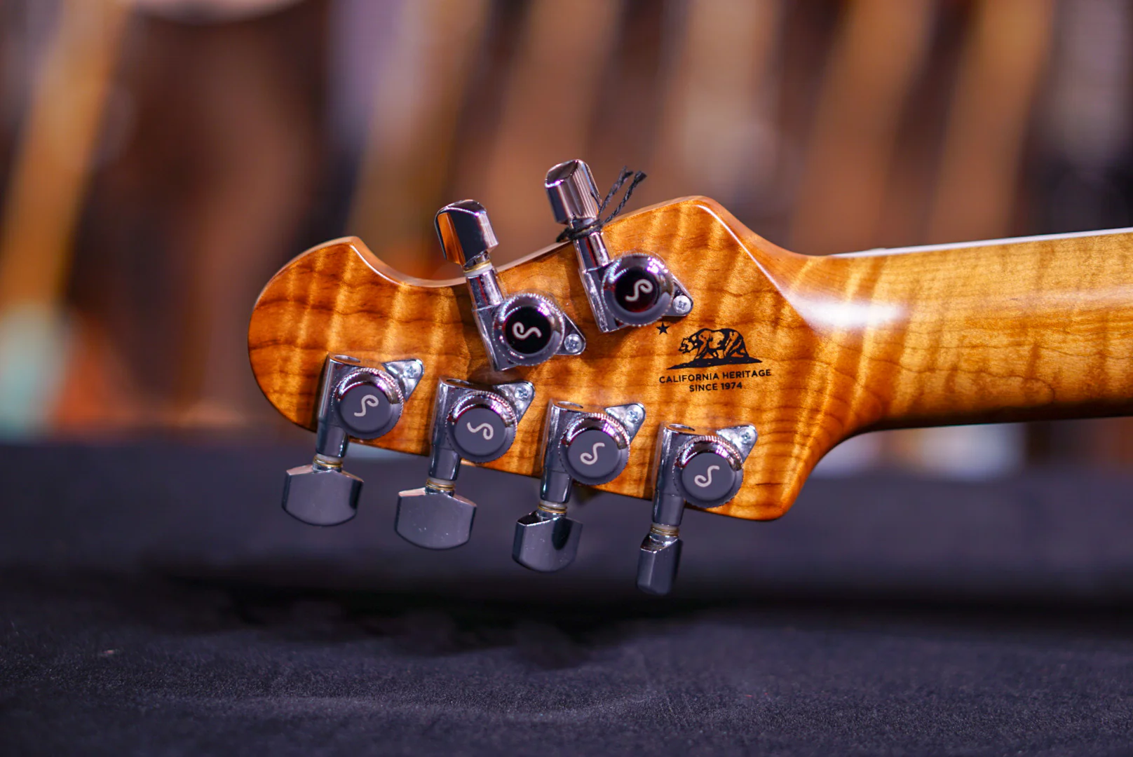 Ernie Ball Music Man Steve Morse Bfr Limited Namm17 Quilt Tahitian Blue - Image 17