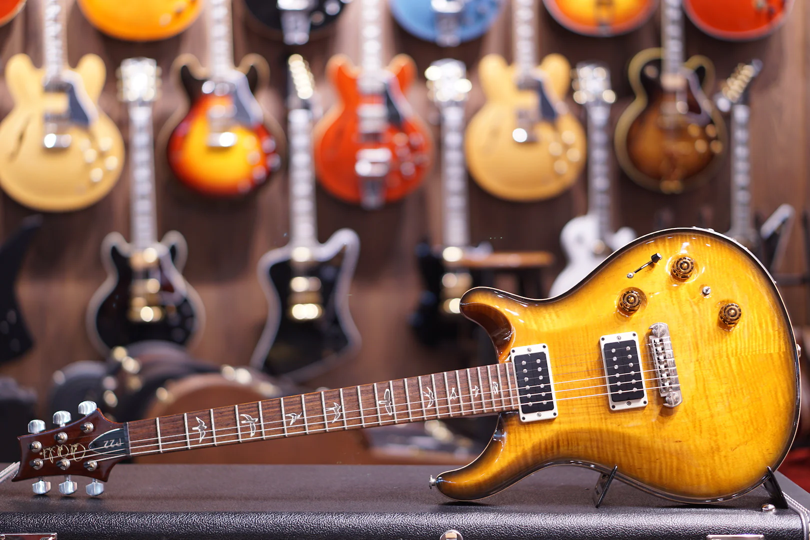 PRS P22, NON-10, PIEZO STTP,AMBER BLACK sn 192613 ( DEMO UNIT  ) - Image 3