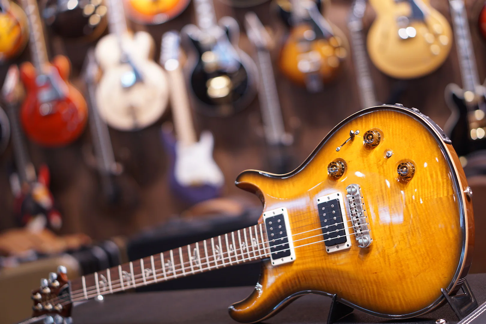 PRS P22, NON-10, PIEZO STTP,AMBER BLACK sn 192613 ( DEMO UNIT  ) - Image 4