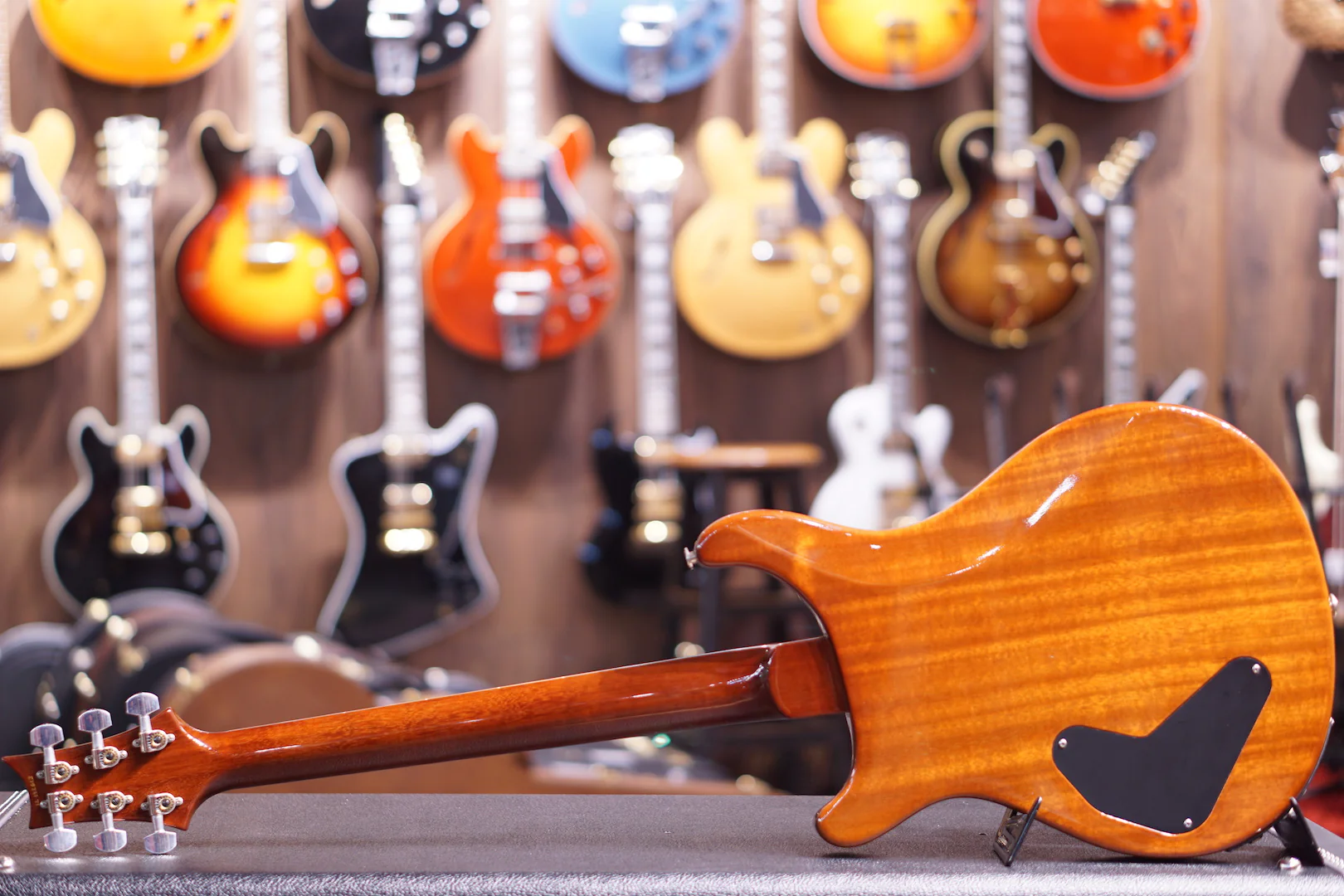 PRS P22, NON-10, PIEZO STTP,AMBER BLACK sn 192613 ( DEMO UNIT  ) - Image 8