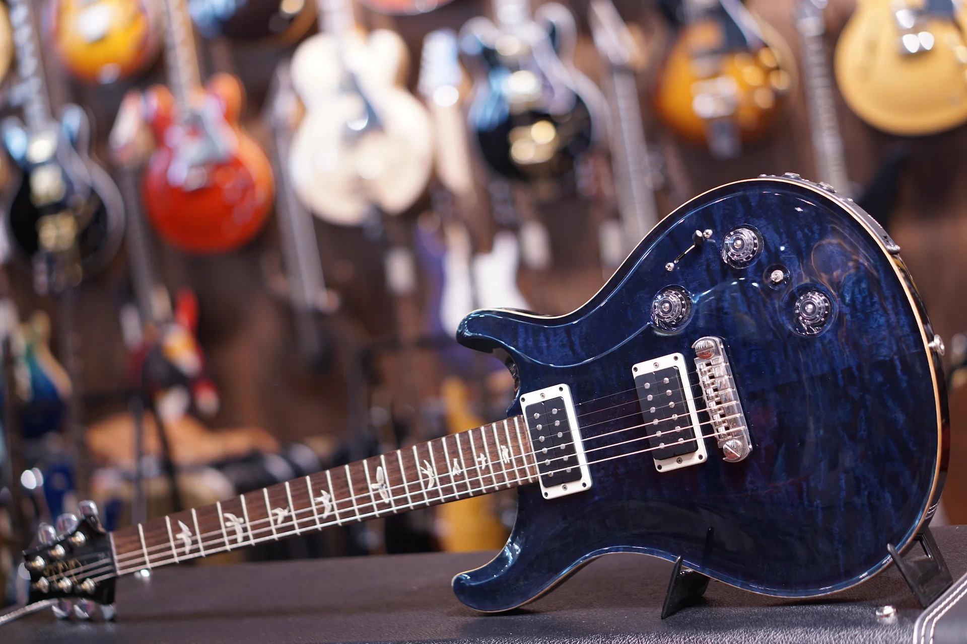 PRS P22, QUILT N-10, PIEZO STTP, NICKEL HARDWARE WHALE BLUE sn 197913 ( DEMO UNIT  ) - Image 3