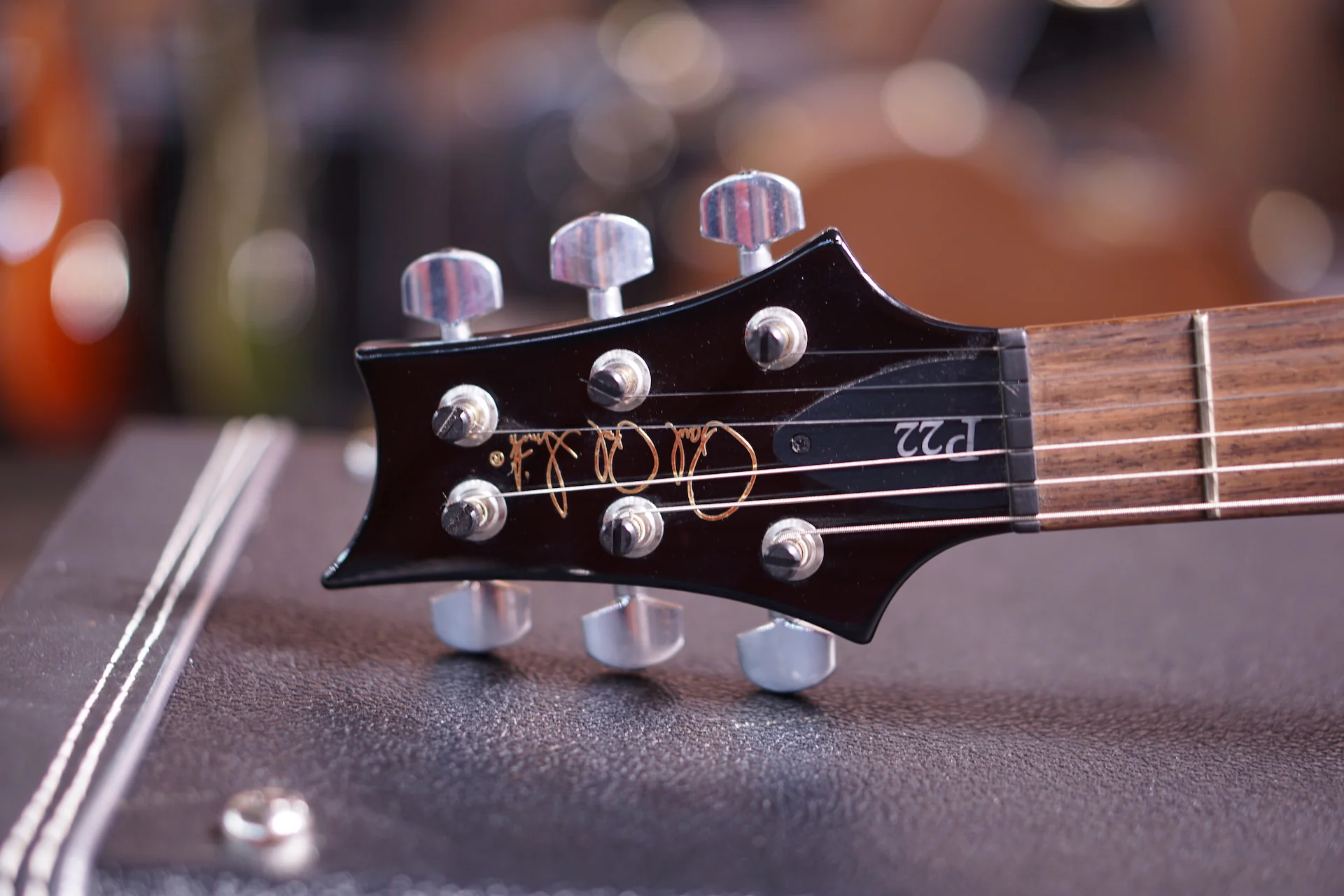 PRS P22, QUILT N-10, PIEZO STTP, NICKEL HARDWARE WHALE BLUE sn 197913 ( DEMO UNIT  ) - Image 5