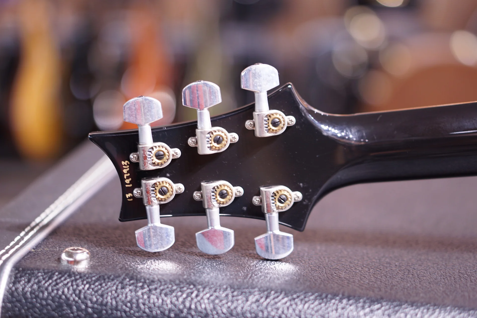 PRS P22, QUILT N-10, PIEZO STTP, NICKEL HARDWARE WHALE BLUE sn 197913 ( DEMO UNIT  ) - Image 6