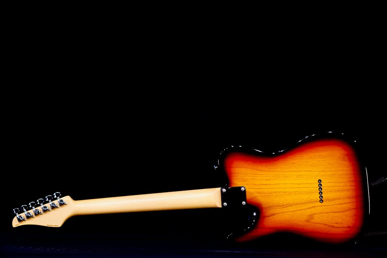 Suhr Classic T Custom three tone burst 83027 - Image 10