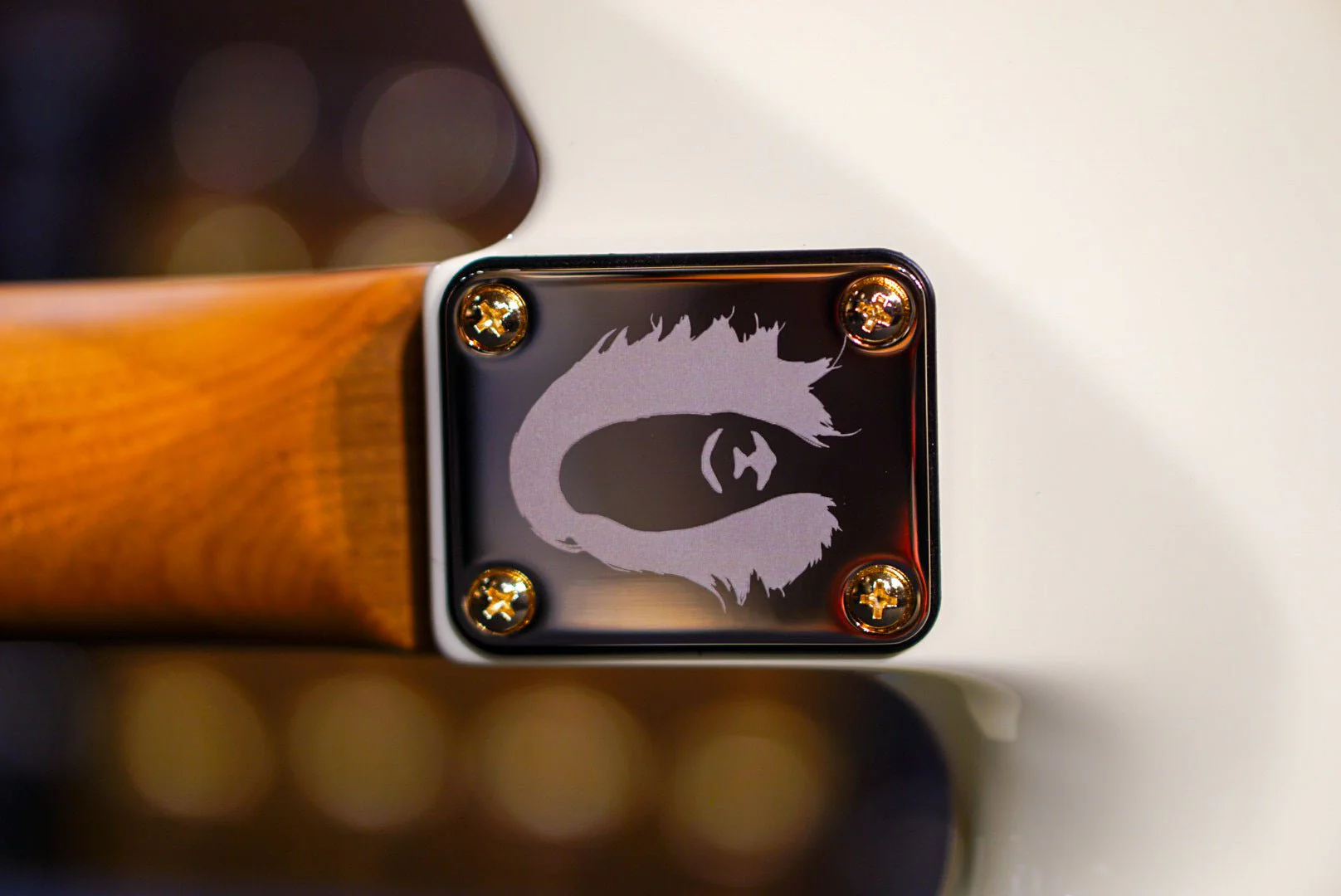 Suhr Mateus Asato Signature Classic T in ‘M.A.’ White   M.A.T 81860 - Image 10