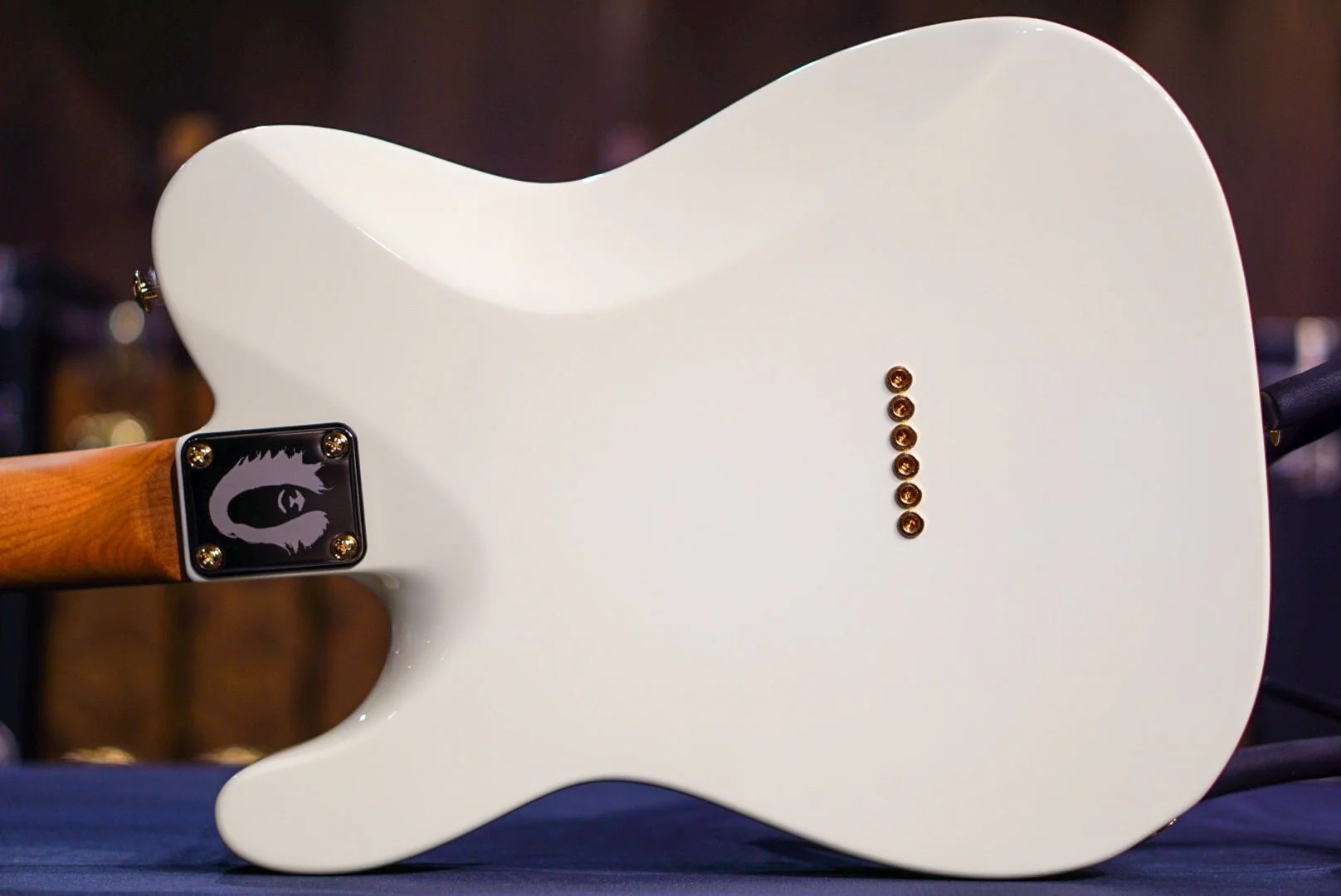 Suhr Mateus Asato Signature Classic T in ‘M.A.’ White   M.A.T 81860 - Image 12
