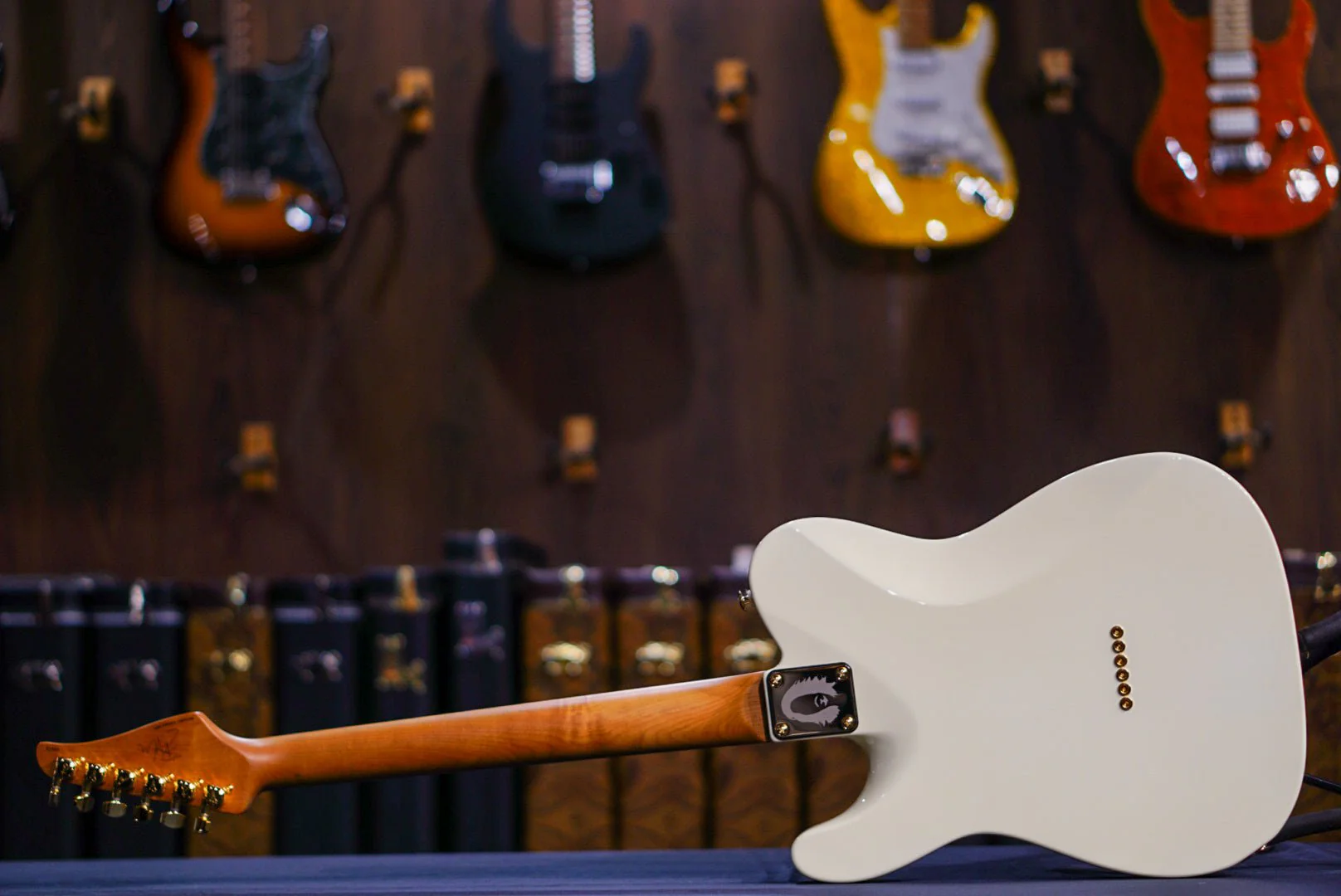 Suhr Mateus Asato Signature Classic T in ‘M.A.’ White   M.A.T 81860 - Image 13