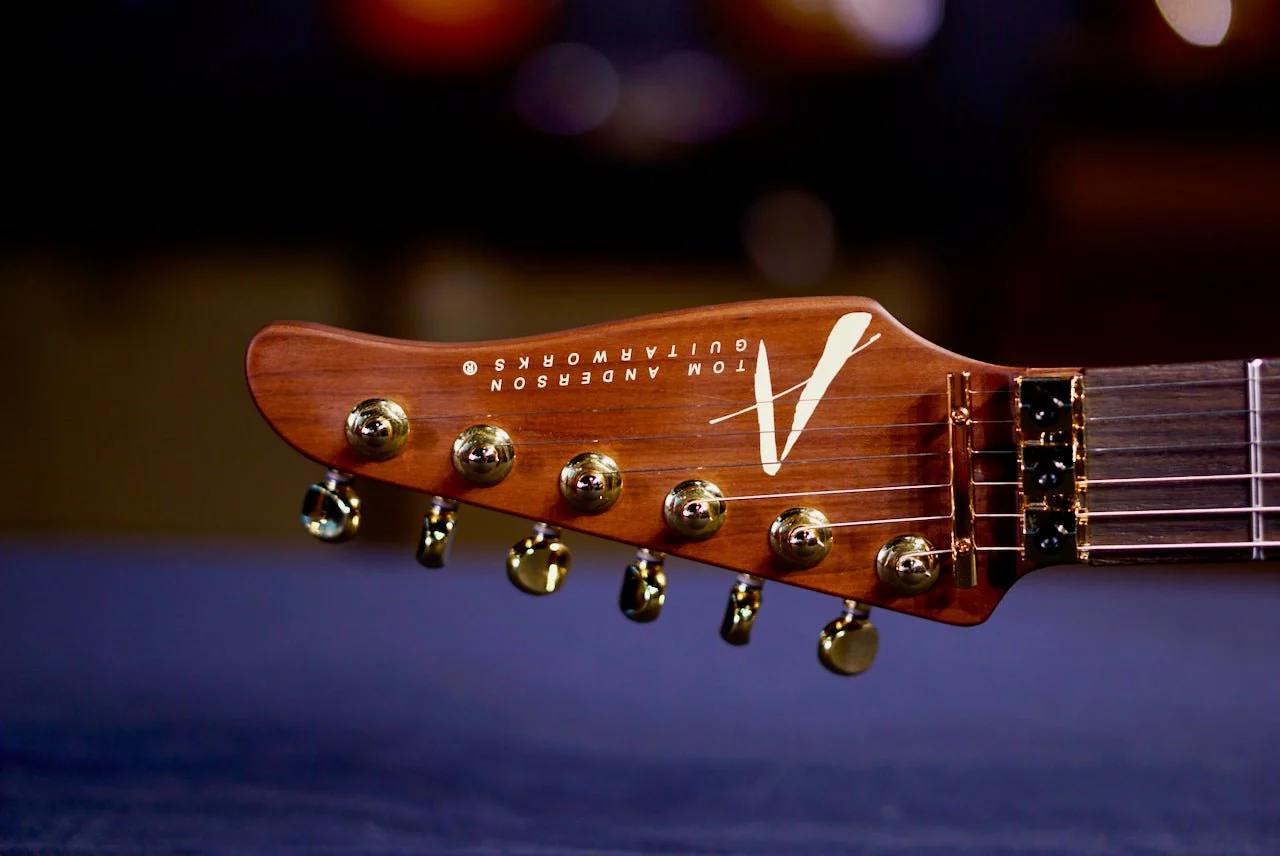 Tom Anderson Angel Player * 07-02-25M * Black Limba Satin Natural - Image 5