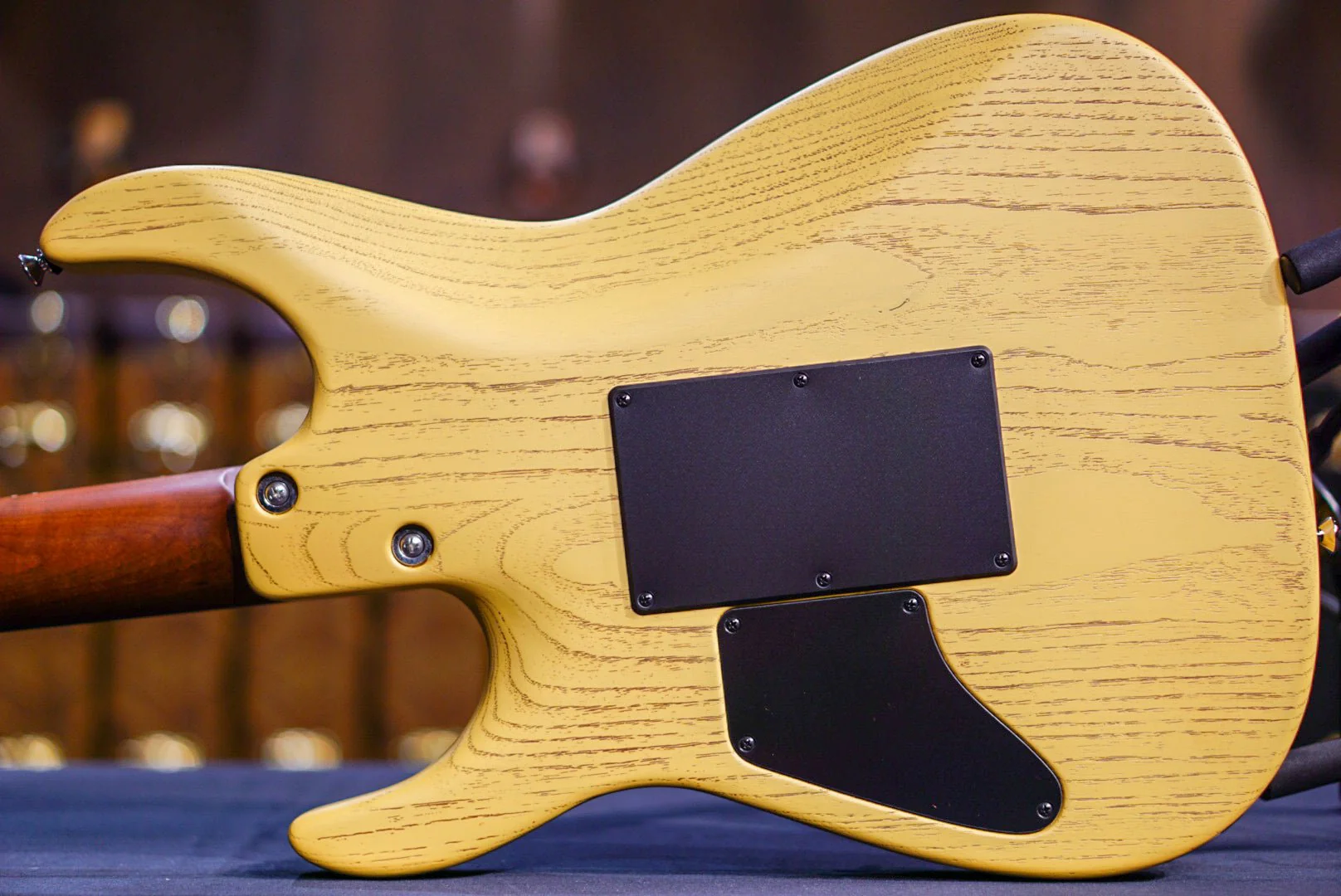 Tom Anderson Angel Player Satin Organic Grain Butterscotch with Brown * 08-10-24N * - Image 11