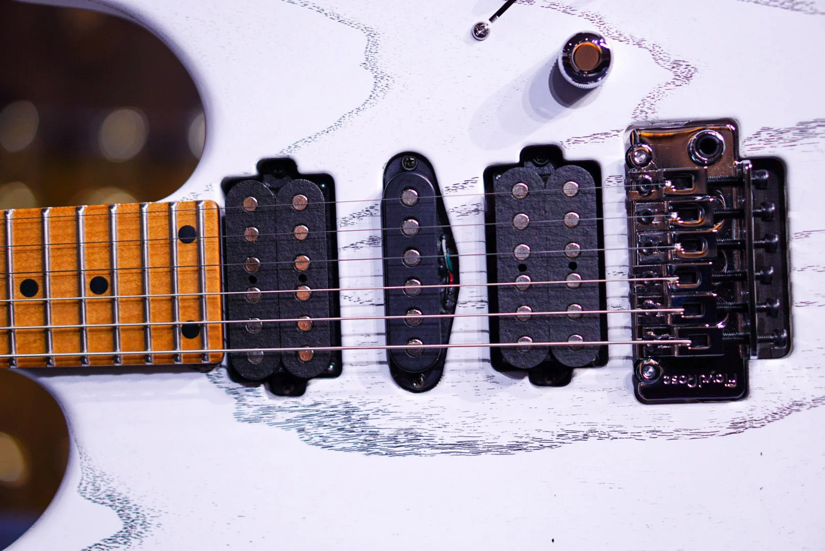 Tom Anderson Angel Player Satin Organic Grain White with Black  * 06-22-24A * - Image 3