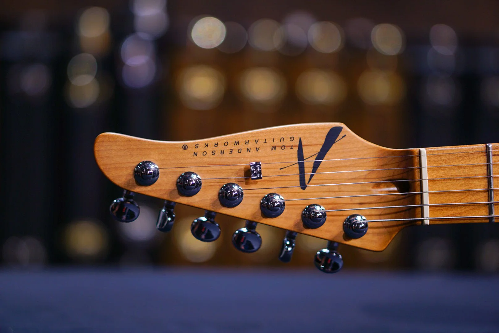 Tom Anderson Angel Player Satin Organic Grain White with Black  * 06-22-24A * - Image 7