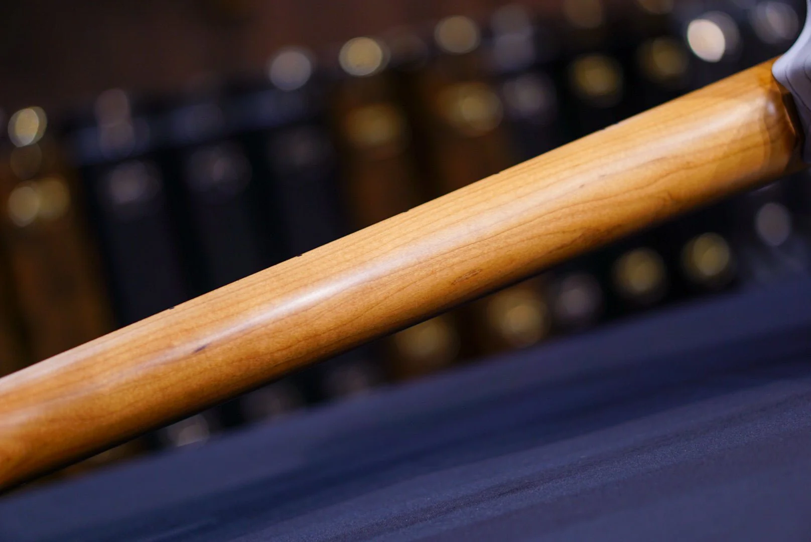 Tom Anderson Angel Player Satin Organic Grain White with Black  * 06-22-24A * - Image 9