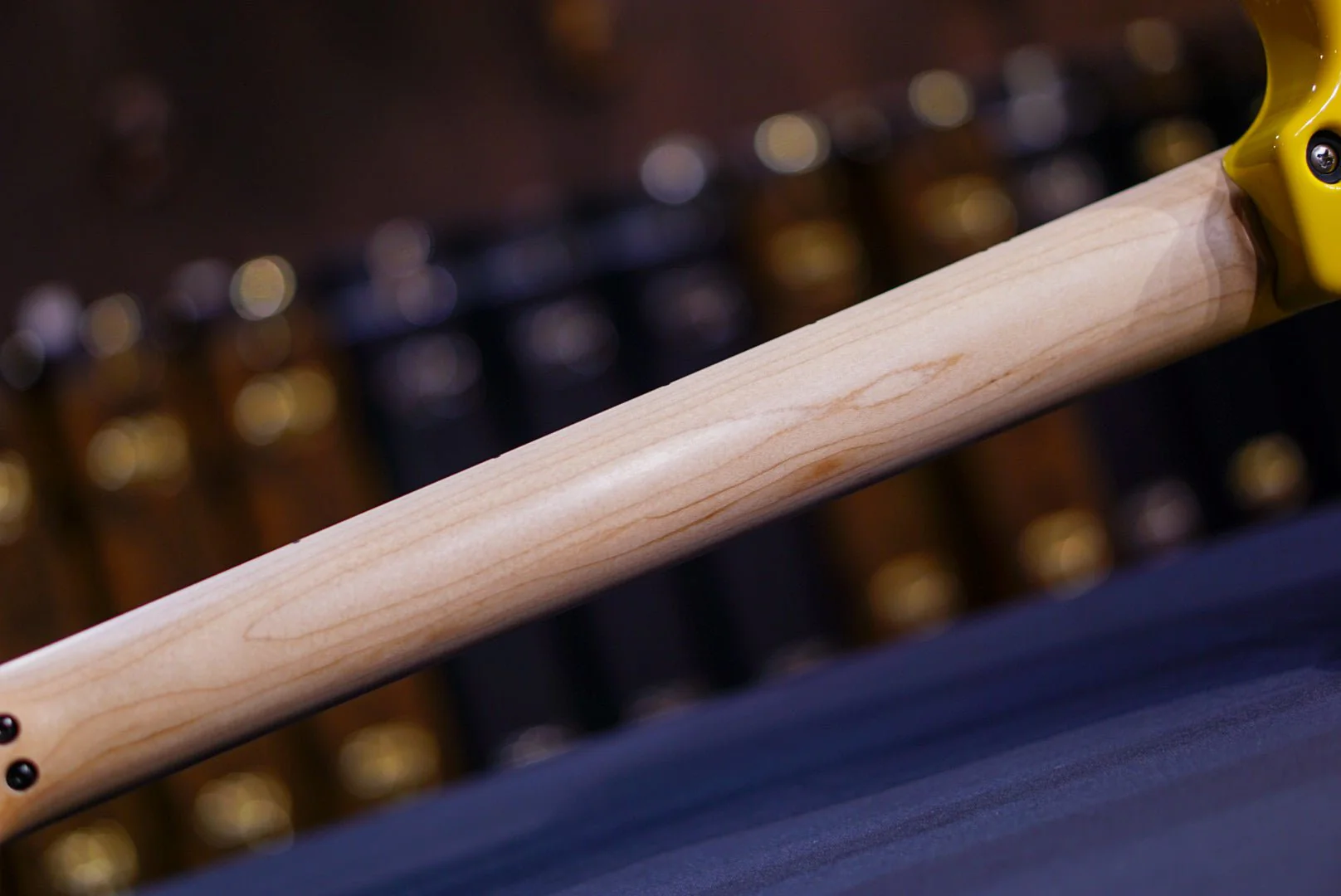 Tom Anderson Icon Classic Corvette Yellow * 09-21-24N * - Image 9