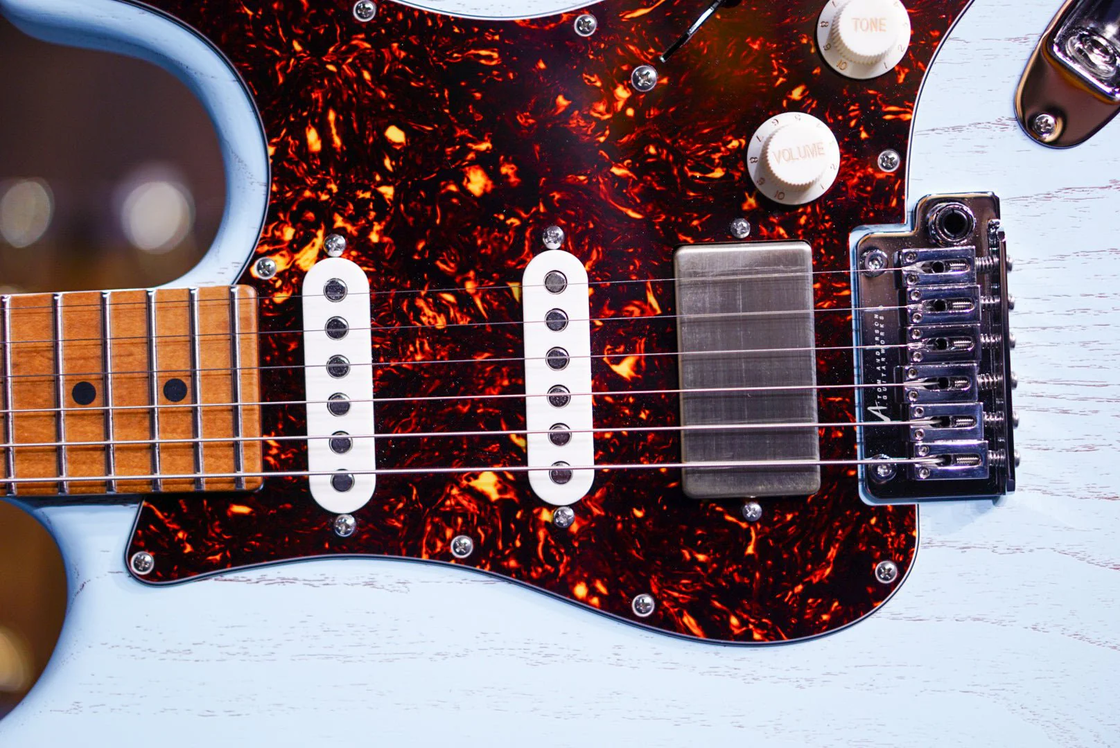 Tom Anderson Icon Classic Satin Organic Grain Sonic Blue with Brown * 07-26-24N * - Image 3