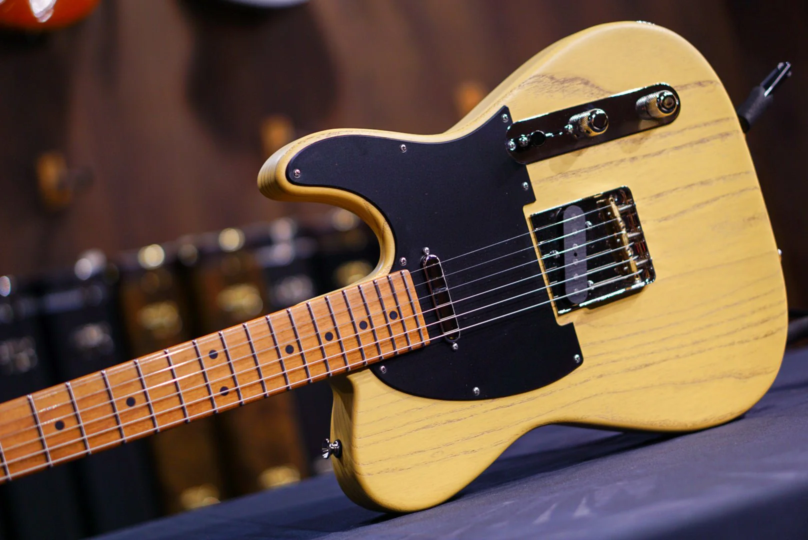 Tom Anderson T Icon Satin Organic Grain Butterscotch with Brown * 10-05-24A * - Image 5